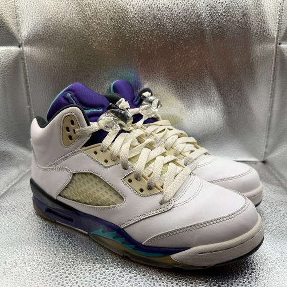Jordan Other - Size 6Y Jordan 5 Retro 2013 Mid‎ Grape White Boys Athletic Sneakers 440888-108
